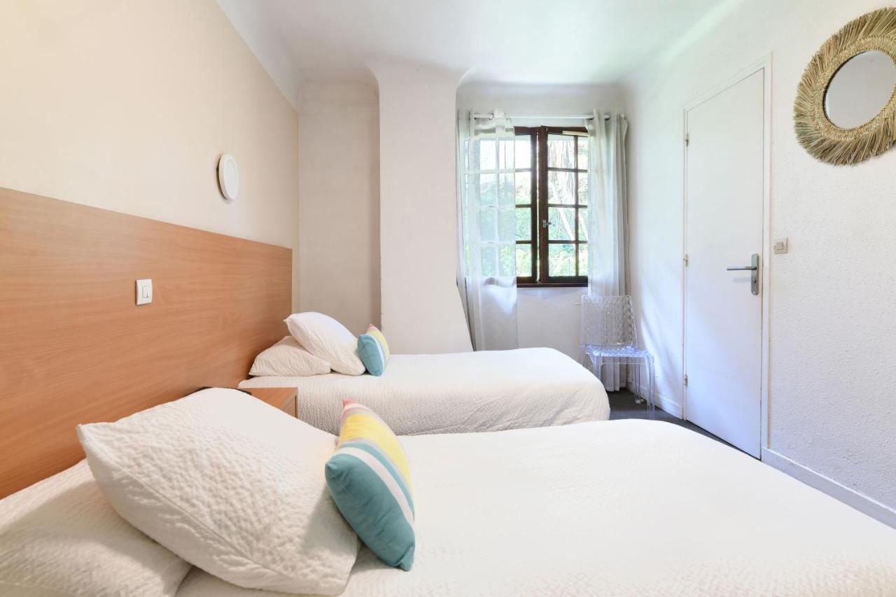 Hôtel VAL FLORES LOGIS Biarritz Exterior foto